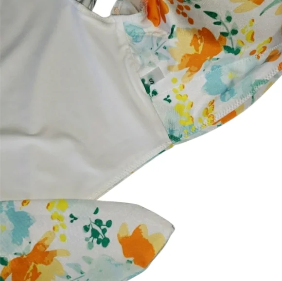 Cupshe Floral Tie knot High-Waiste  Swim Set - Small - Picture 9 of 10